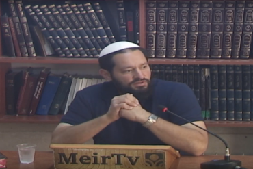 Rabbi Yehuda HaKohen teaching at Machon Meir