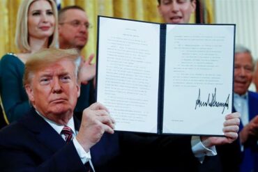 Trump signs executive order on anti-Semitism